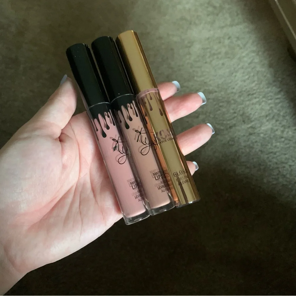 Matte Liquid Lipstick Set - Kylie Cosmetics (lip kit matte lipstick) - Picture 3 of 3